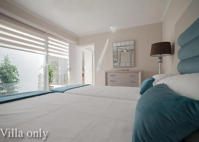 Haciendas Iv Hotel Costa Adeje (Tenerife)